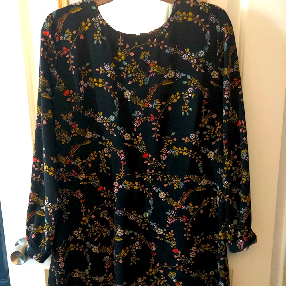 Adorable LOFT Petite Dress